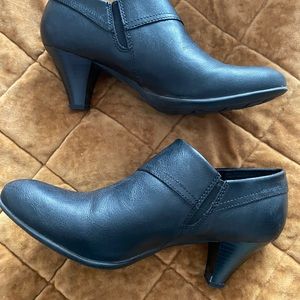 BOLO | “Black” Booties